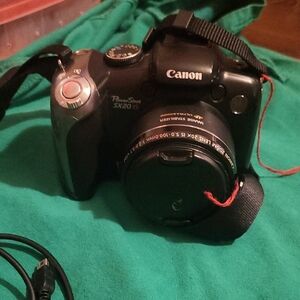 📸 Canon PowerShot SX20 IS — Retro Digital Classic (Perfect Condition!)